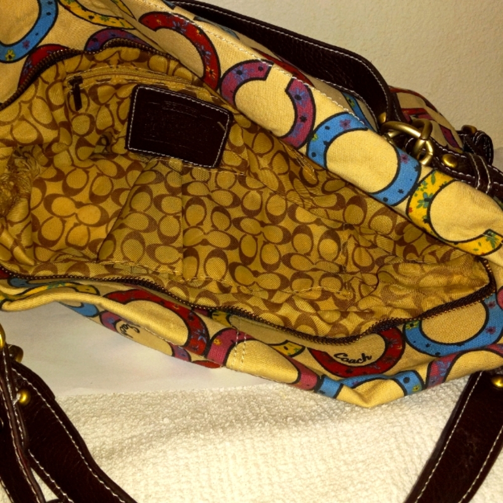 Coach Women's Handbag (Coach Lettering Design).. - Picture 5 of 7